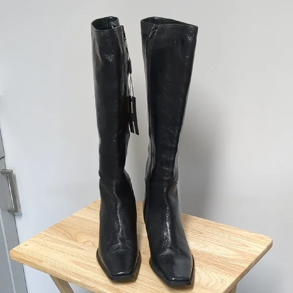 Elegant Black Knee-High Italian Leather Women's Boots - Picture 4 of 9